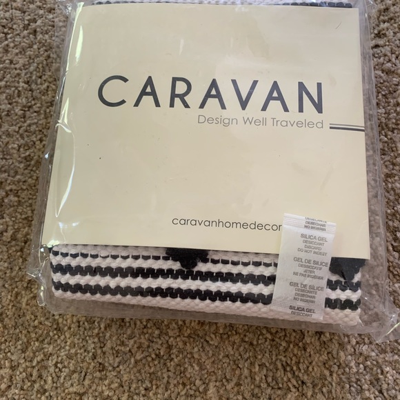Caravan Design Well Traveled Rug - Picture 2 of 3